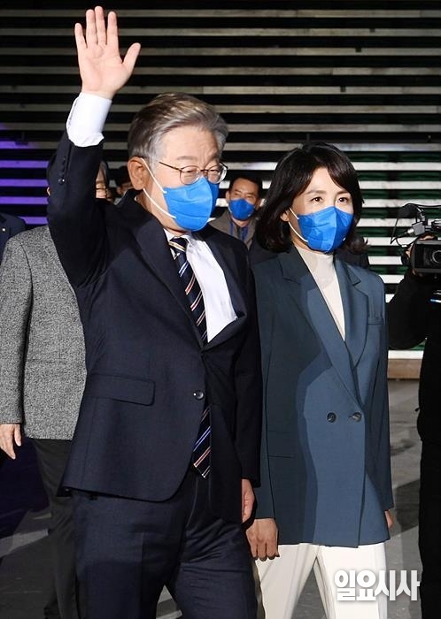 이재명 더불어민주당 대선후보와 아내 김혜경씨 ⓒ국회사진취재단