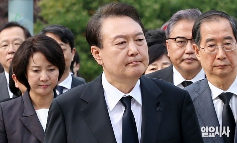 윤석열정부가 일제 강제동원 해법으로 내놓은 ‘제3자 변제안’에 대해 국내 유권자 절반 이상은 ‘과거사를 외면하는 굴욕적 조치’라고 생각한다는 여론조사 결과가 나왔다. ⓒ박성원 기자